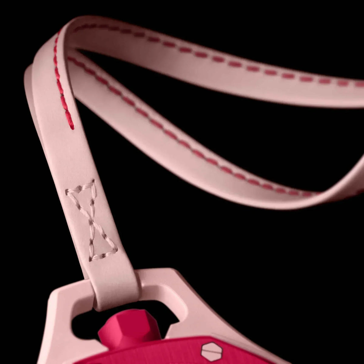 VALENTINA - Royal Pop rosso in design distintivo